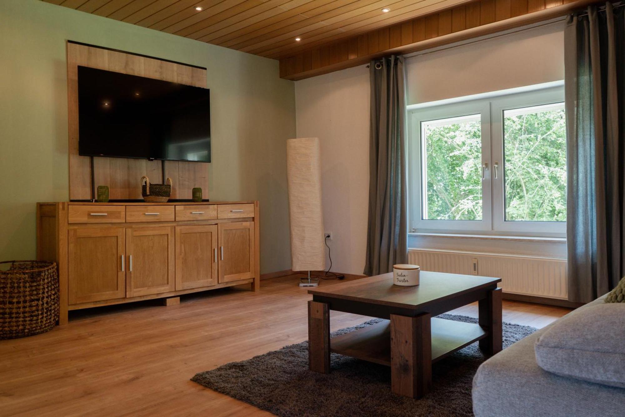 Idyllische Ferienwohnung Im Kalletal Bagian luar foto